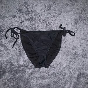 Black bikini bottoms